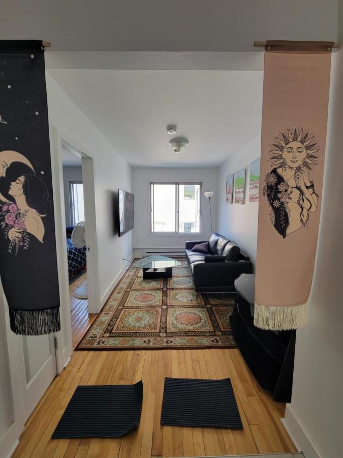 Small Condo In Montreal -Fast Wifi מראה חיצוני תמונה